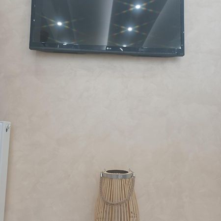 Cozy Renovated Apartment Atény Pokoj fotografie